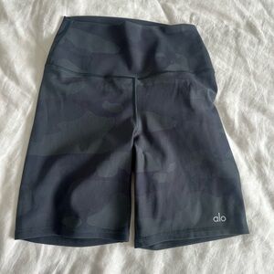 Alo Black Camo Biker Shorts